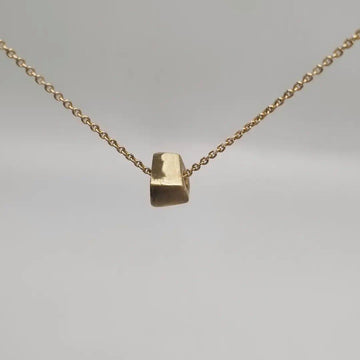 box necklace